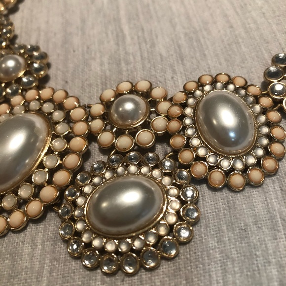 Francesca’s Necklace - Picture 4 of 6